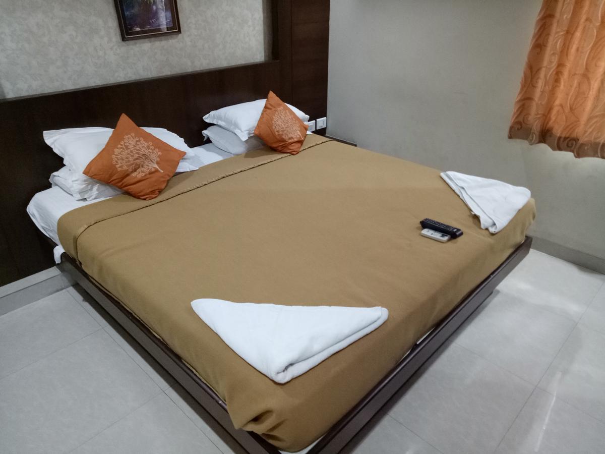Hotel Deccan Park Хайдарабад Экстерьер фото